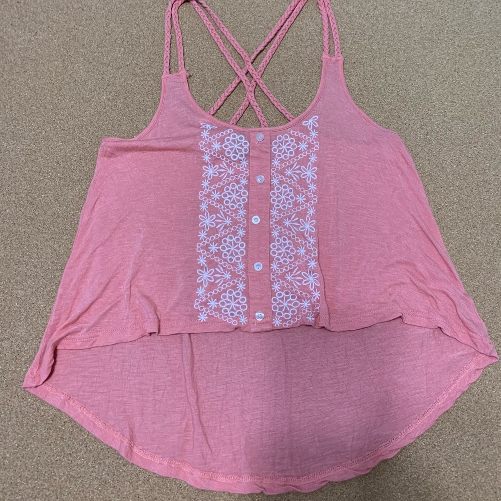 Light pink high-low crop top
